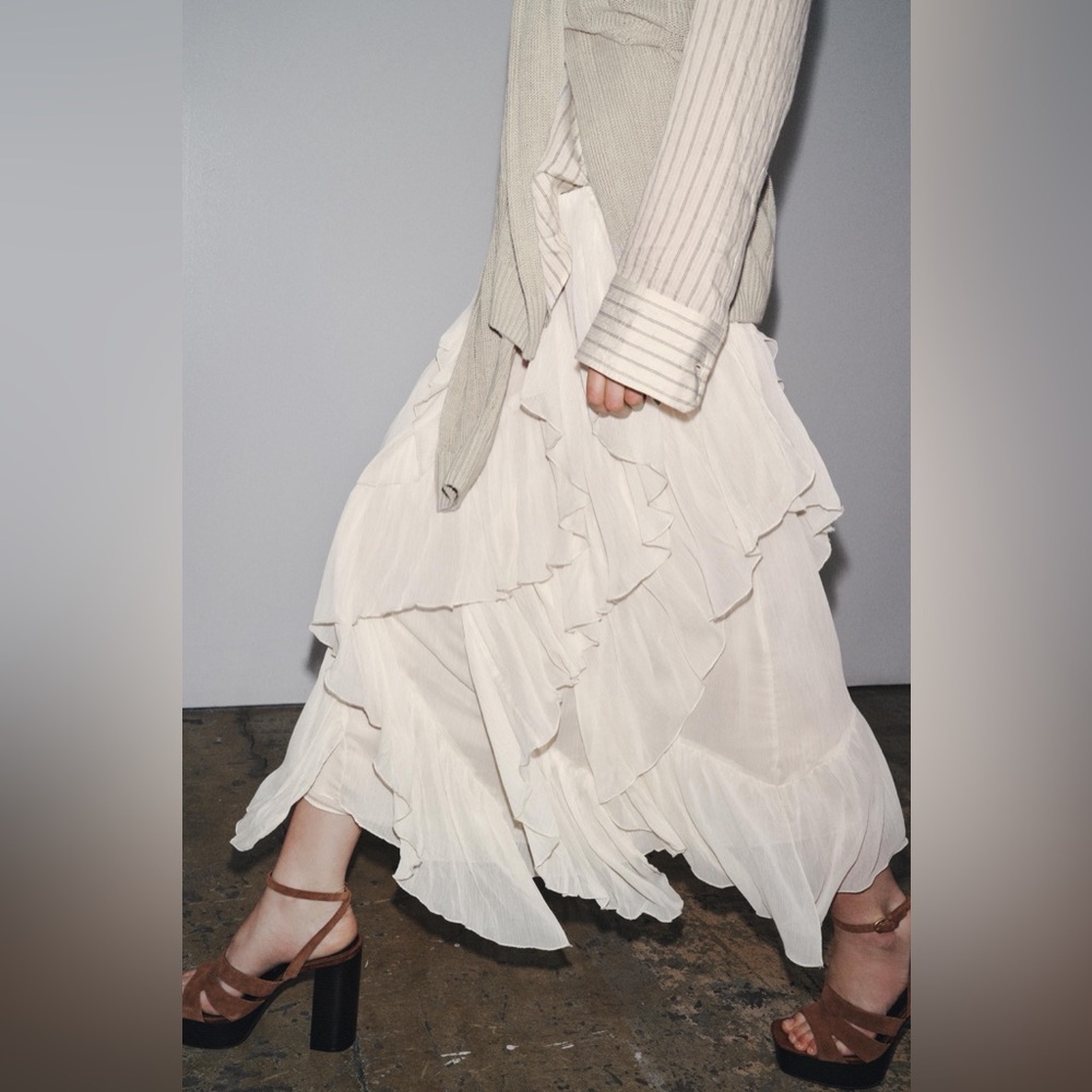 Zara Tiered Ruffle Maxi Bohemian Flowy Skirt in Ivory